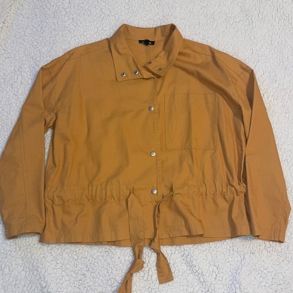 Jacket - Picture 1 of 4